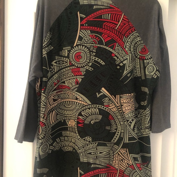 Spring / Summer Women’s Tunic Top LuLaRoe - Picture 1 of 4